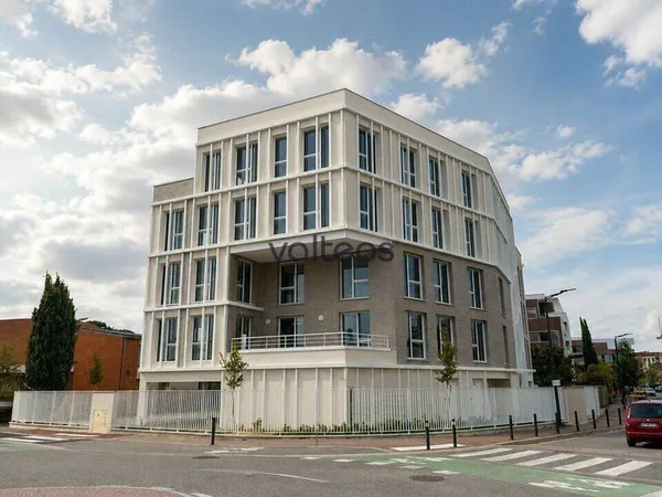 Bureaux 236 m²