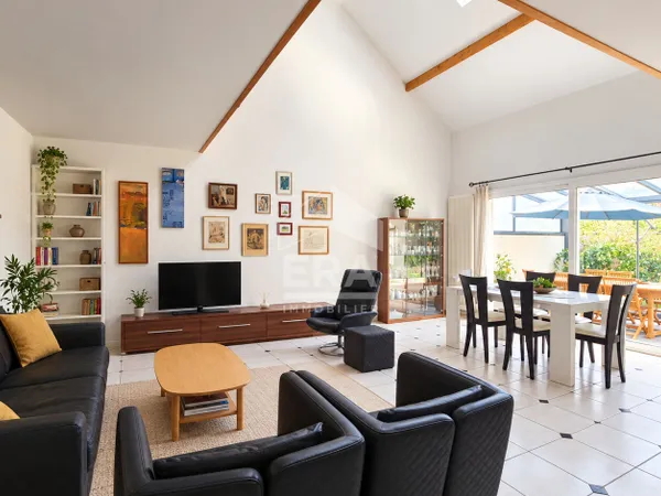Maison 6 pièces 144 m²