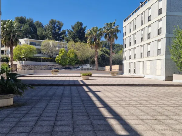 À vendre Appartement T4 A RAFRAICHIR