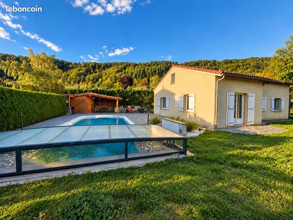 Maison 6 pièces 140 m²