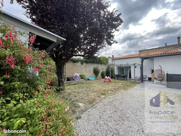 Immeuble 6 pièces 216 m²
