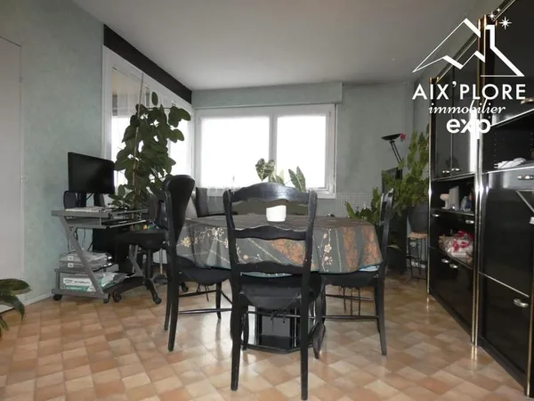 APPARTEMENT T4 AVEC GARAGE