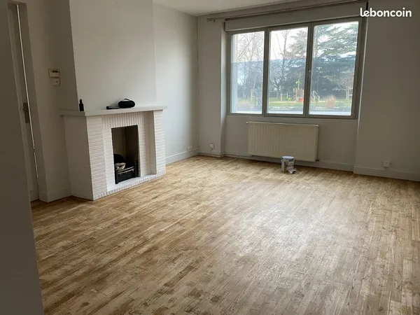 T3 traversant avec jardin et garage
