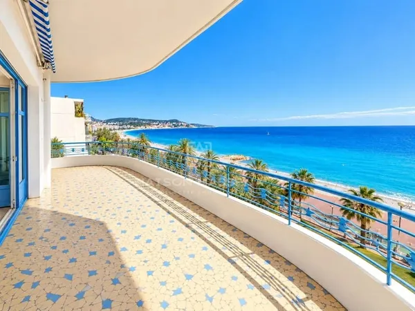 3/4 PIÈCES - 5ème ETAGE - VUE PANORAMIQUE MER BAIES DES ANGES - MAGNIFIQUE TERRASSE D'ANGLE