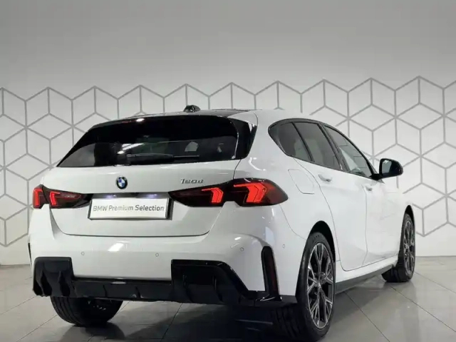 Bmw Serie 1 120d 163 ch dkg7