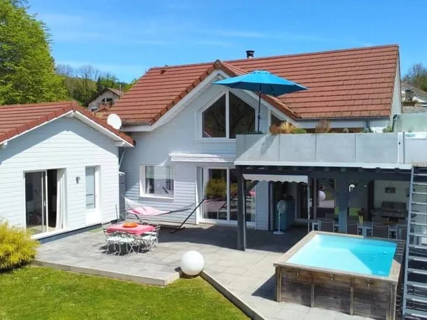 Charmante maison en ossature bois proche des lacs (vouglans, coiselet)