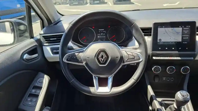 Renault Clio societe blue dci 100 — photo 31