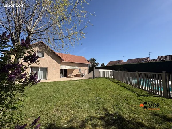 Maison 6 pièces 136 m²