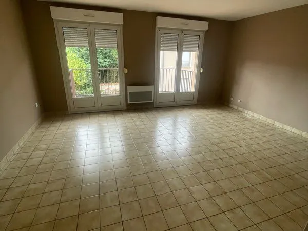 Appartement F2 Nogent le roi
