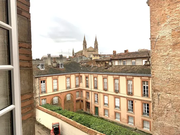 Bureau 221 m²