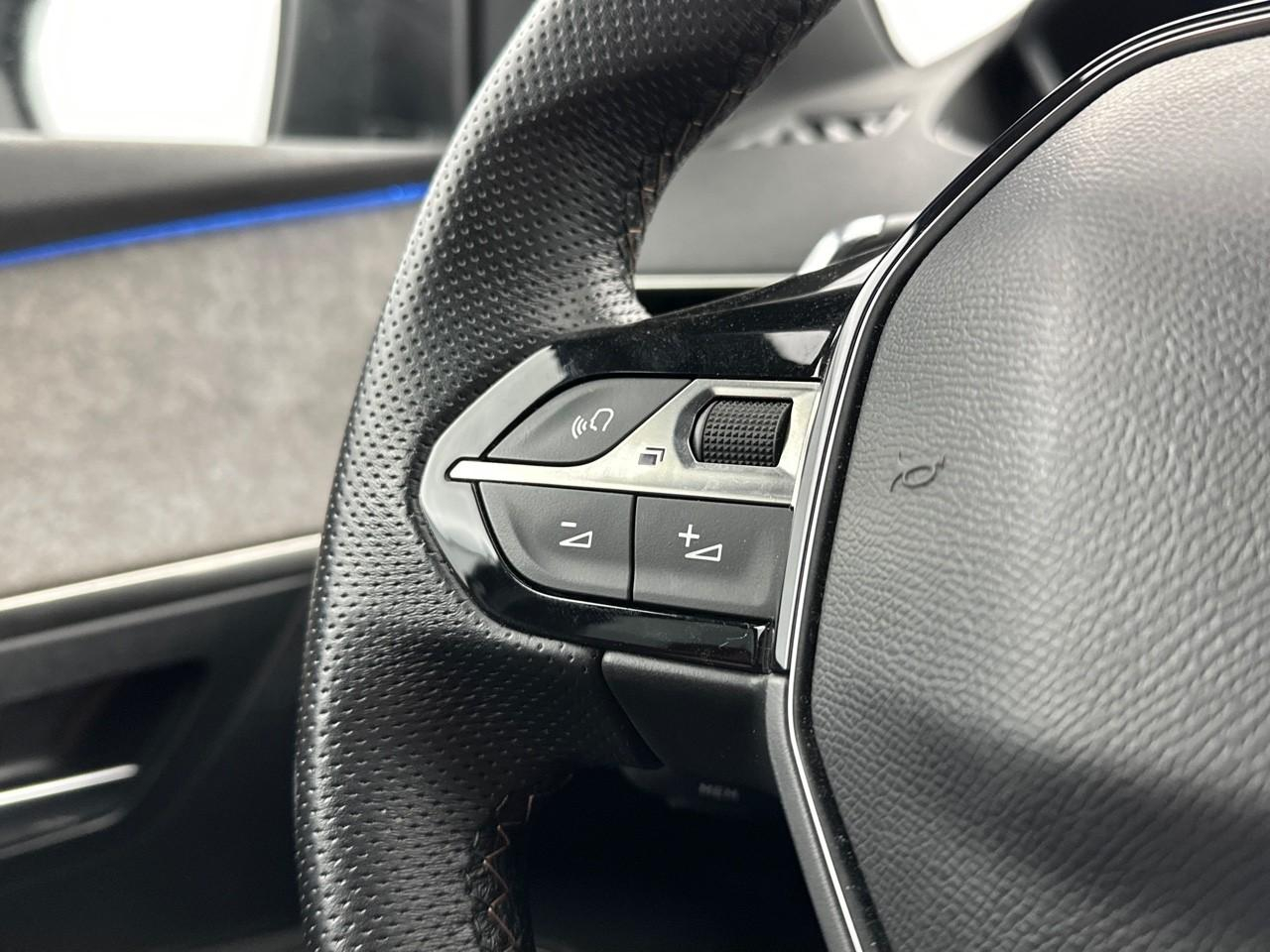Peugeot 3008 hybrid 225 e-eat8 gt — photo 18