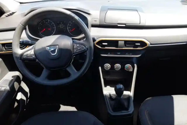 Dacia Sandero eco-g 100 — photo 9