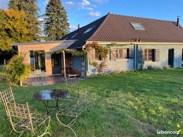 Grande maison coup de coeur ouverte sur la nature sans vis-à-vis