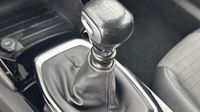 Peugeot 2008 1.5 BlueHDi 110ch S&S Allure Pack — photo 14
