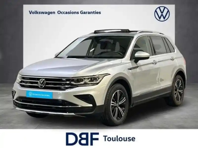 Volkswagen Tiguan 2.0 tdi 150ch dsg7 elegance — photo 1