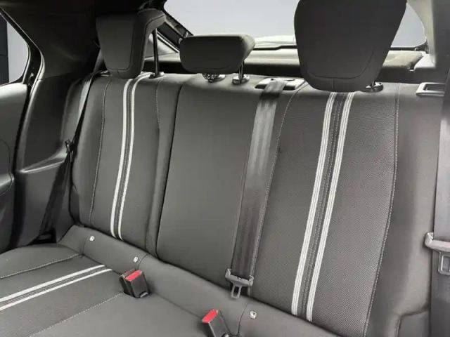Opel Corsa 1.2 turbo 100ch gs bva8 — photo 28