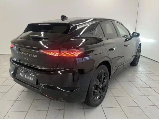 Ds Ds 4 n°4 plug-in hybrid 225ch etoile — photo 3