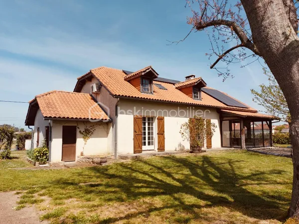 Maison 8 pièces 131 m²