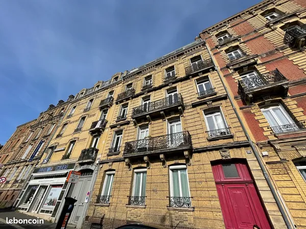 Chambre meublée quartier Coty