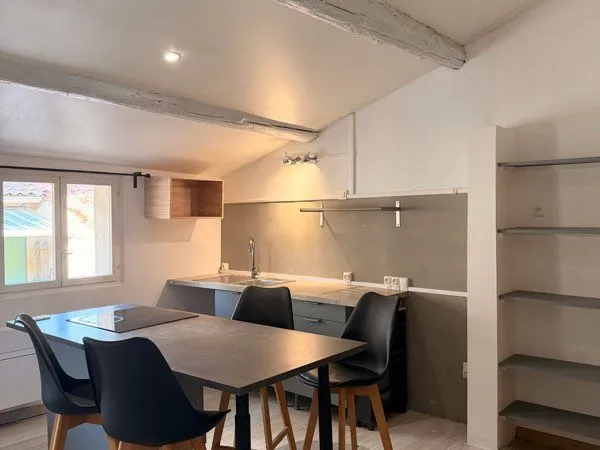 Duplex 73 m² entièrement rénové - 3 chambres - Tarascon