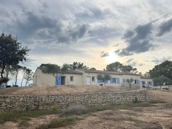 Villa 7 pièces 178 m²