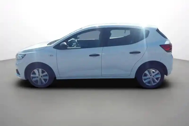 Dacia Sandero sce 65 — photo 3