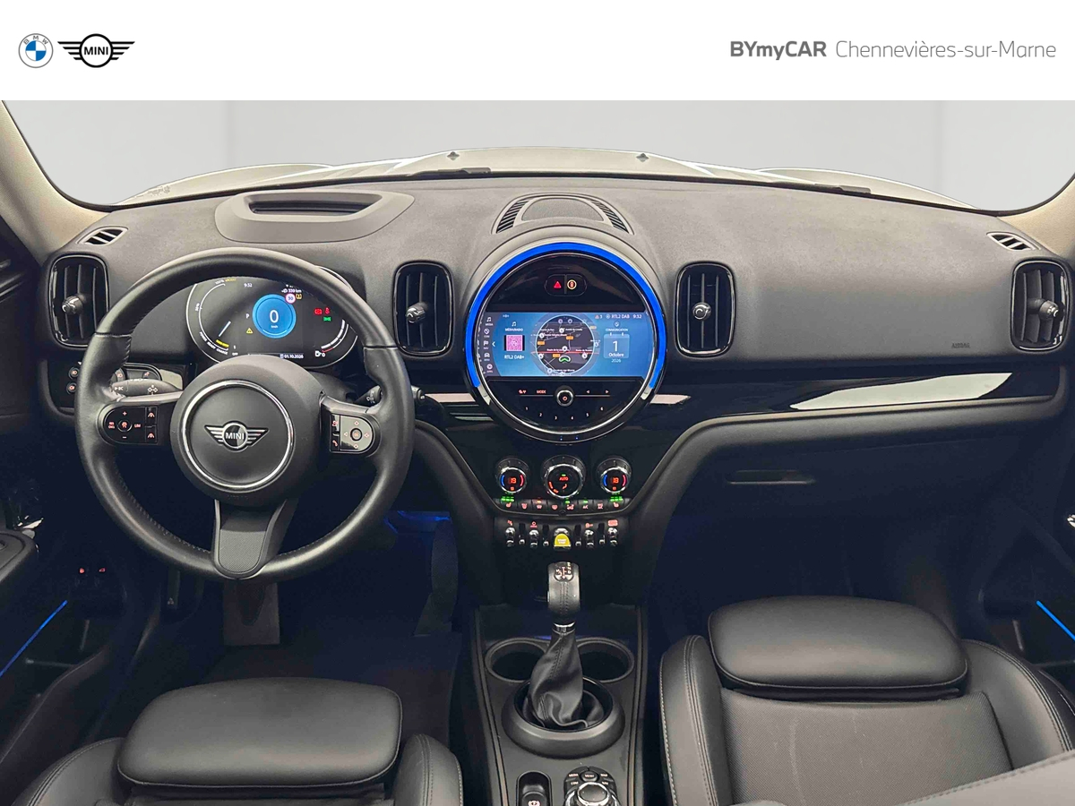 Mini Countryman 125 - 95 ch ALL4 BVA6 — photo 9