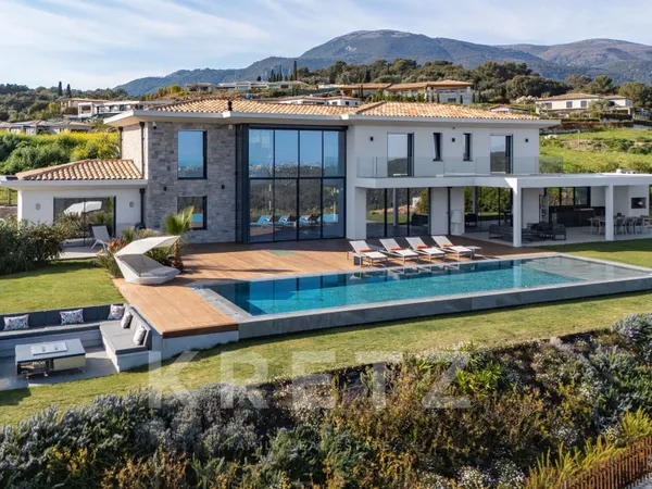 Villa contemporaine vue mer ROQUEFORT-LES-PINS