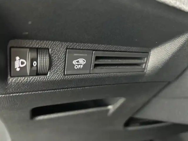 Peugeot 3008 hybrid 136 e-dcs6 — photo 115