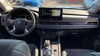 Mitsubishi Outlander 2.4 PHEV 306ch Intense 4WD — photo 11