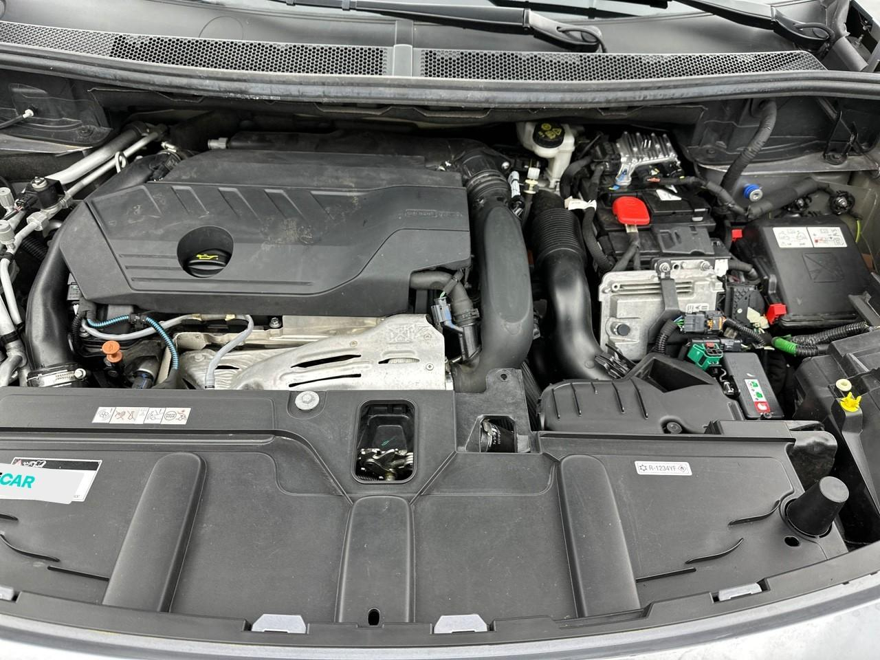Peugeot 3008 hybrid 225 e-eat8 allure pack — photo 15