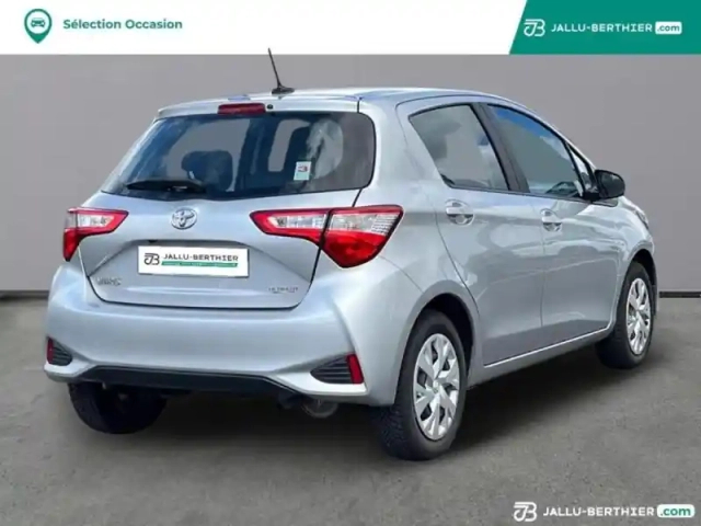 Toyota Yaris 70 vvt-i ultimate 5p — photo 6