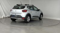 Dacia Sandero 1.0 TCe 90ch Stepway Confort — photo 5