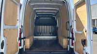 Renault Master F3500 L2H2 2.3 Blue dCi 135ch Confort Euro6 — photo 9
