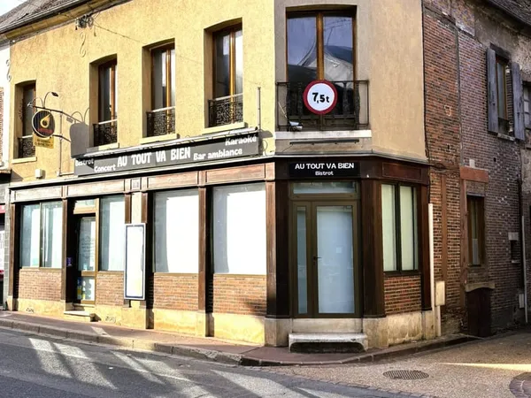 Bien immobilier de rendement Vente Courtenay 310m² 150000€