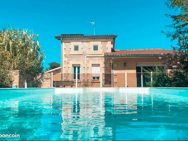 Maison 220m² + piscine chauffée + T2 indépendant