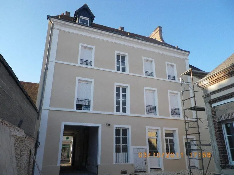 Photo 1