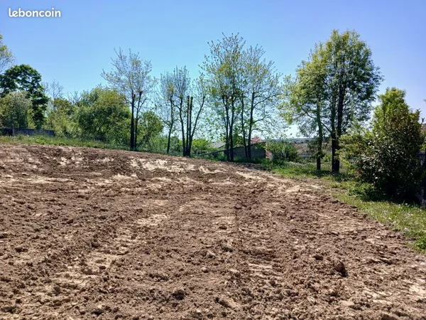 Terrain viabilisé constructible