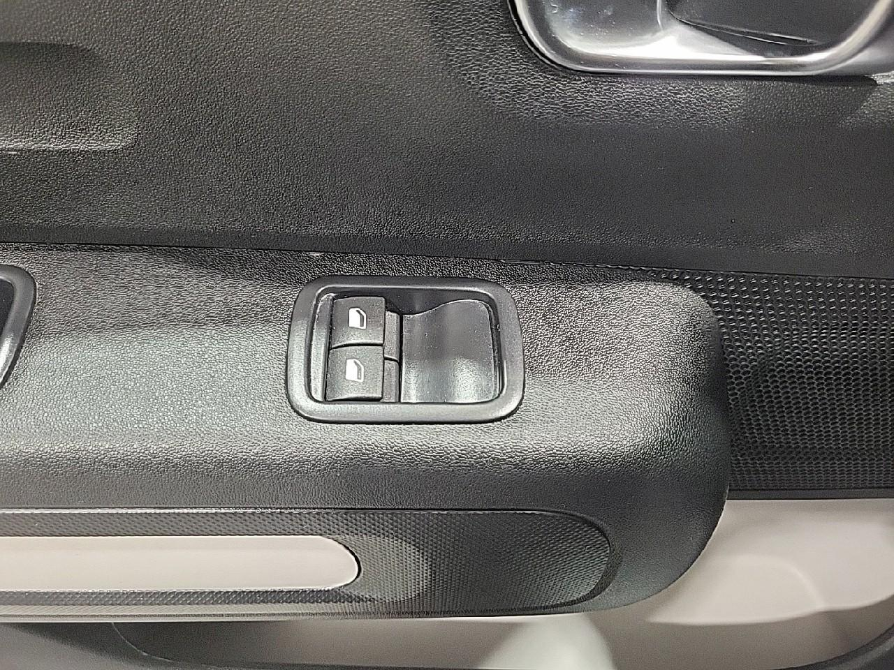 Citroën C3 puretech 83 ch bvm5 you — photo 23