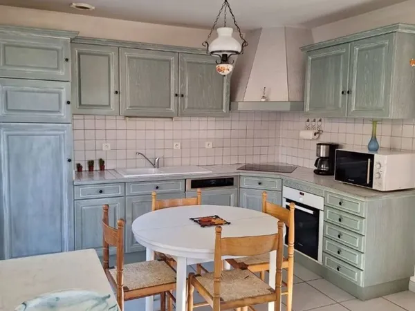 1.450 € maison à Aurillac, les Marnières.