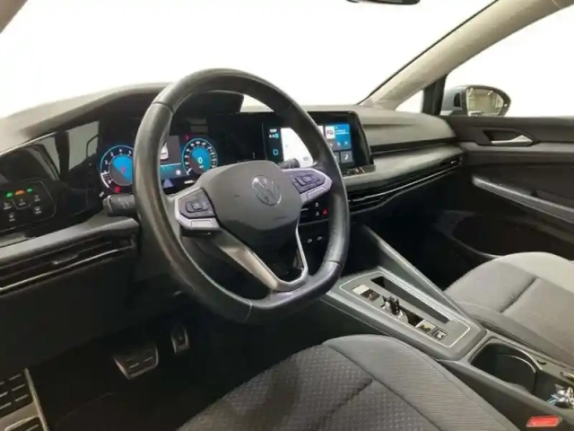 Volkswagen Golf 1.0 etsi opf 110 dsg7 active — photo 9