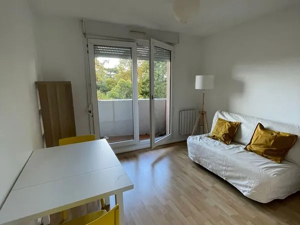 Studio meublé avec piscine et loggia - Résidence sécurisée