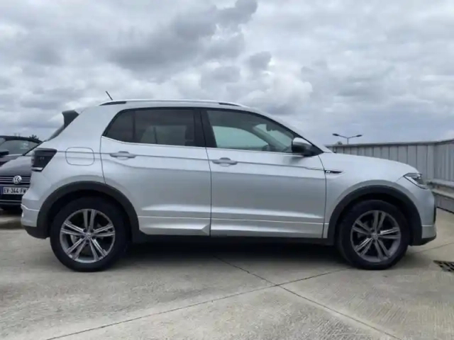 Volkswagen T-Cross 1.0 tsi 115ch r-line dsg7 — photo 6
