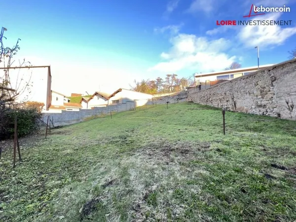 Terrain Saint-Priest-en-Jarez