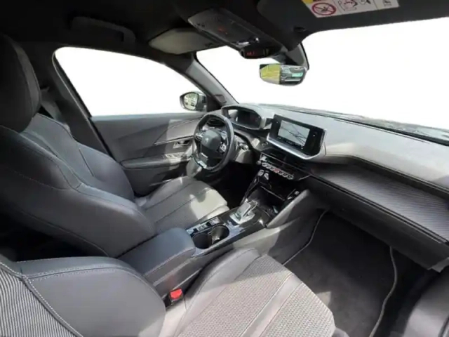 Peugeot 2008 1.2 puretech 130ch s&amp;s gt eat8 — photo 15