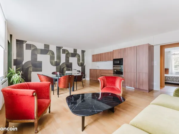Lille sublime APPARTEMENT ANCIEN RÉNOVÉ dans hotel particulier - T3 -73m²- VIEUX-LILLE proche Peuple