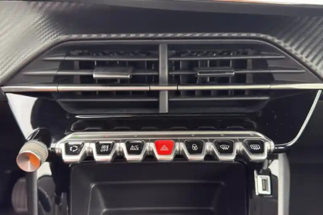 Peugeot 208 puretech 75 s&amp;s bvm5 — photo 18
