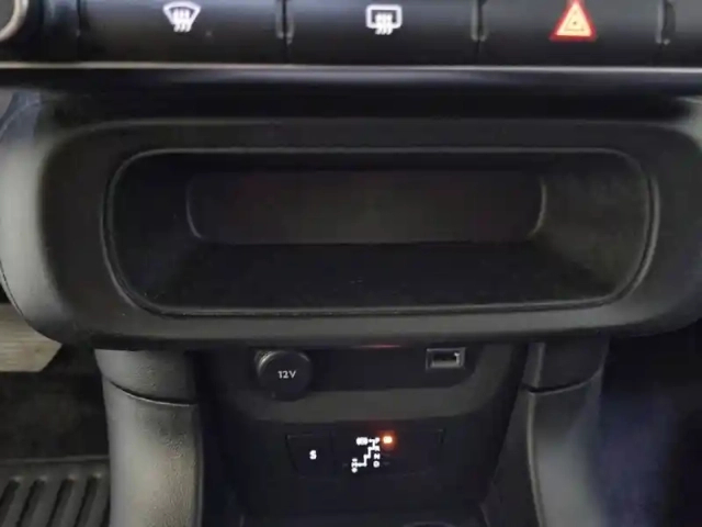Citroën C3 puretech 110 s&amp;s eat6 — photo 25