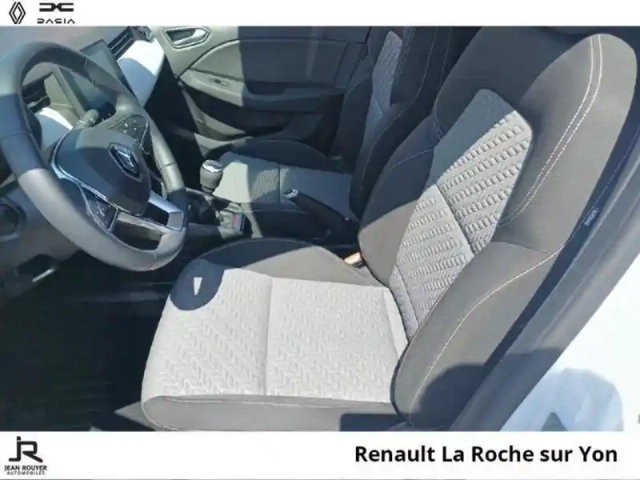 Renault Clio 1.5 blue dci 100ch evolution — photo 12