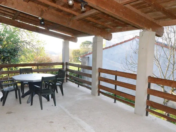 Appartement 2 pièces 77 m²